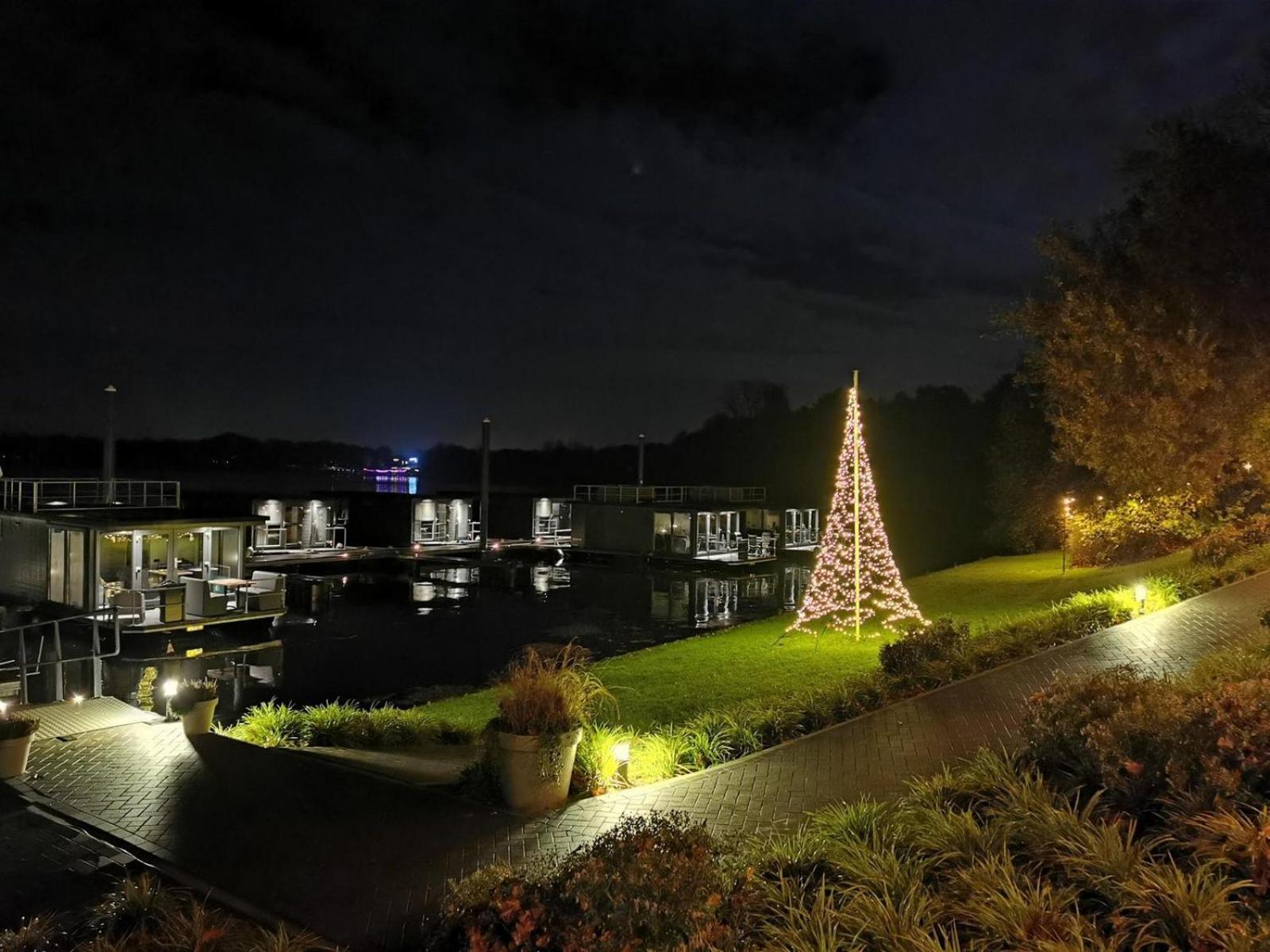Houseboat Marina Mookerplas 4-6 Persons Plasmolen Екстер'єр фото
