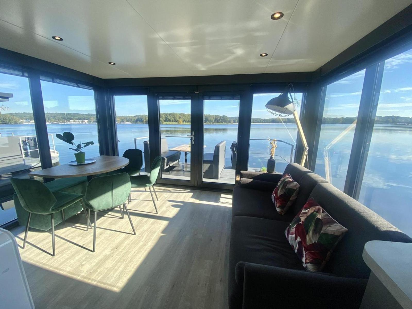 Houseboat Marina Mookerplas 4-6 Persons Plasmolen Екстер'єр фото
