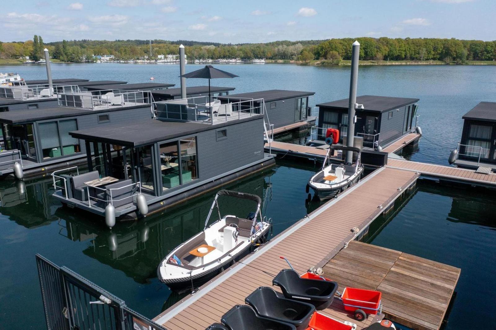 Houseboat Marina Mookerplas 4-6 Persons Plasmolen Екстер'єр фото